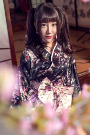 娇小xxⅹ摘花dh仙踪林二佰