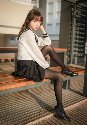 四个少妇按摩