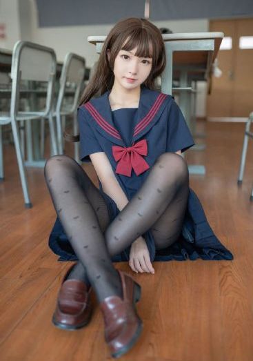 跨下征服艳岳杂乱小说