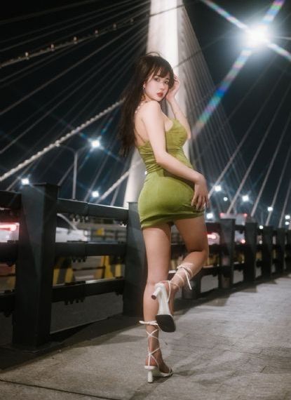 丰满的女教师2