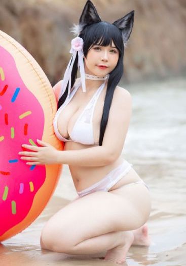 穿制服的女孩